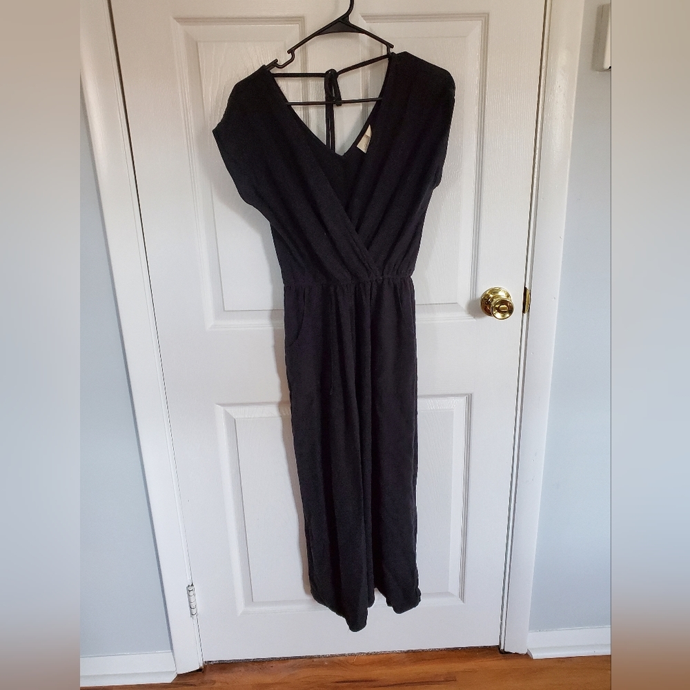 Universal Thread Jumpsuit w/ Pockets!